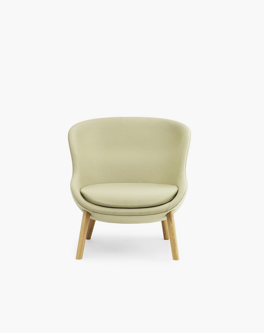 Hyg-Lounge-Chair-Low-Oak2
